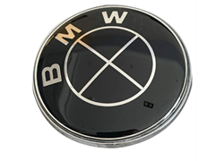 ZNAK ZA HAUBU BMW CRNI