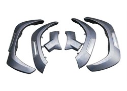 PVC RUBOVI BLATOBRANA I BRANIKA TOYOTA HI-LUX 020- SET 6 KOMADA